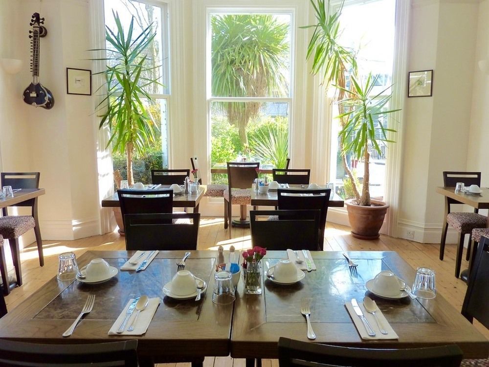 Derrin Guest House Larne Exteriör bild